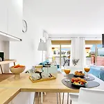 Modern Romana Playa In Marbella, Elviria Διαμέρισμα