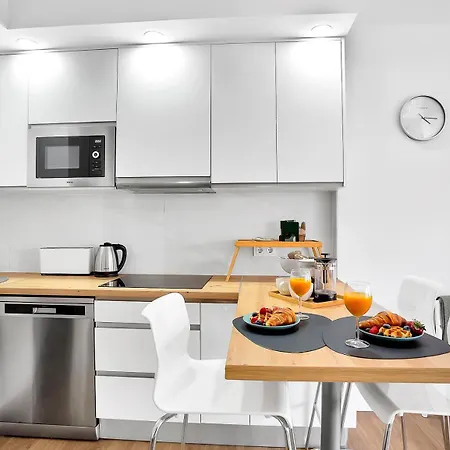 Apartment Modern Romana Playa 723 In Marbella, Elviria Marbella