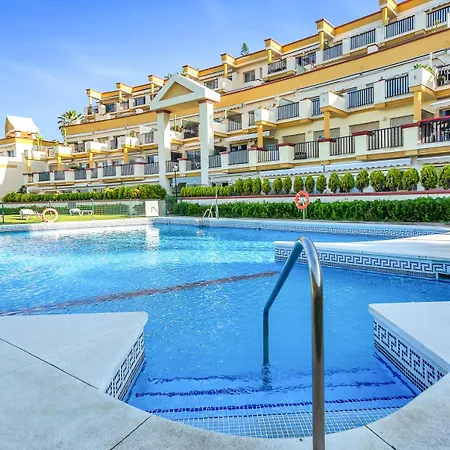 Modern Romana Playa In Marbella, Elviria 公寓 *