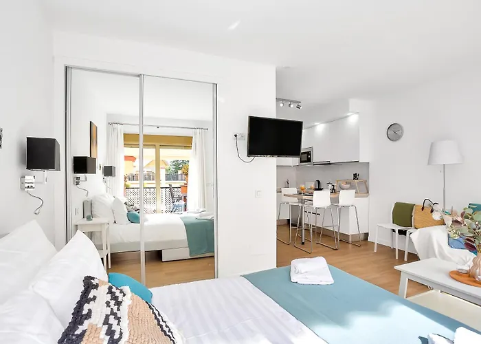 Modern Romana Playa In Marbella, Elviria Марбелья